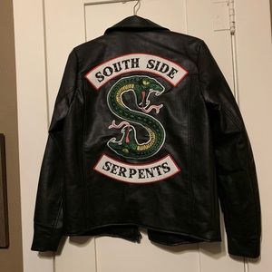 Hot Topic Riverdale serpents cosplay jacket 👑🐍